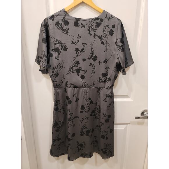 41 Hawthorn Satin Faux Wrap Flutter Sleeve Grey Dress - Picture 3 of 7